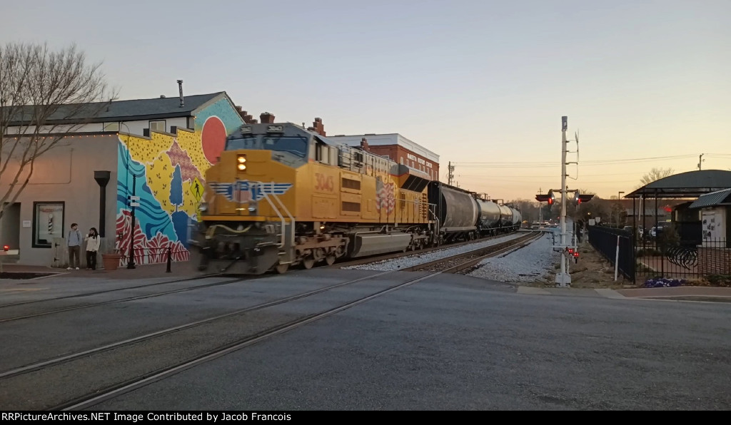 UP 3043